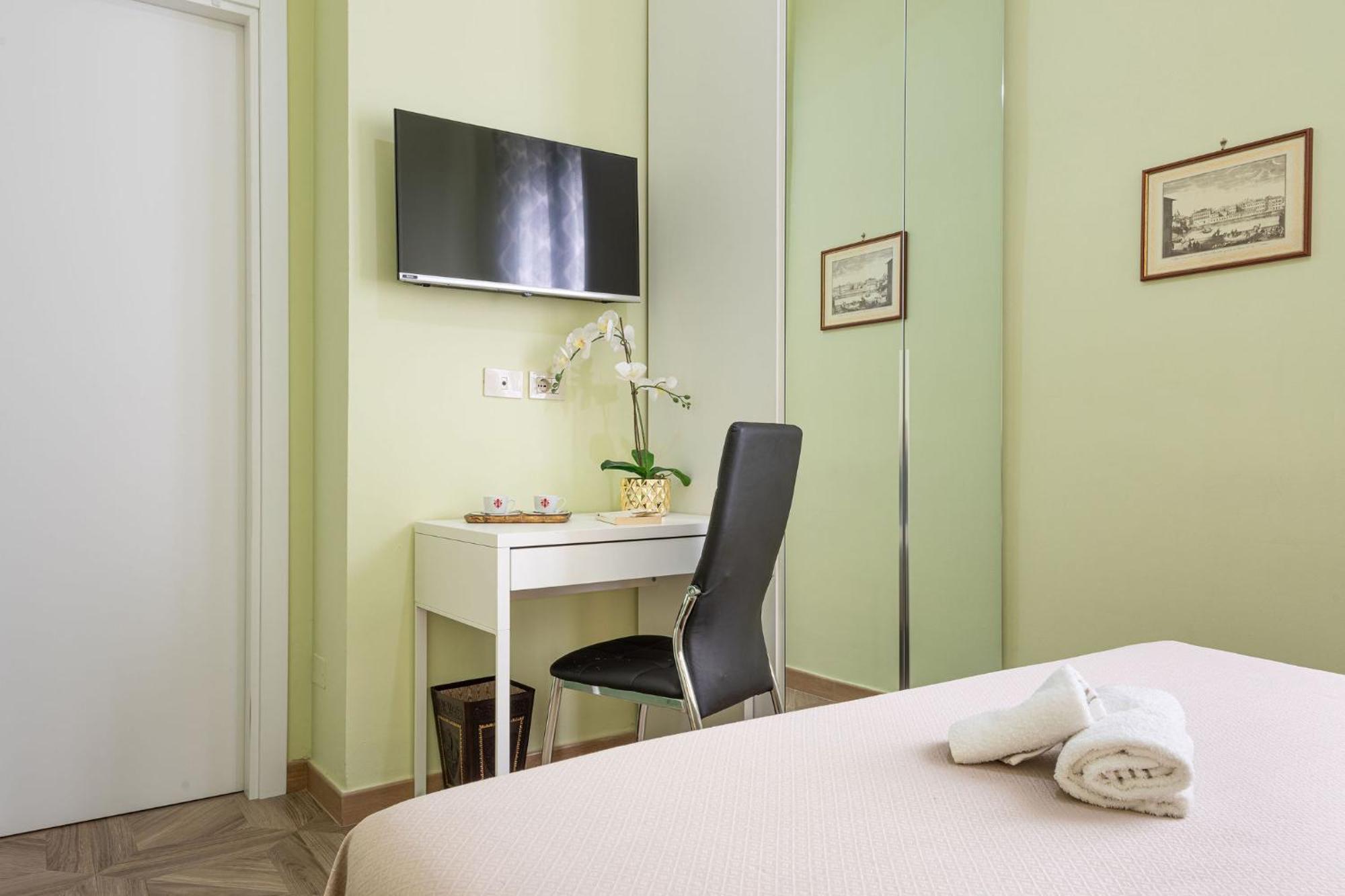 Cadorna Rooms In Флоренция Екстериор снимка
