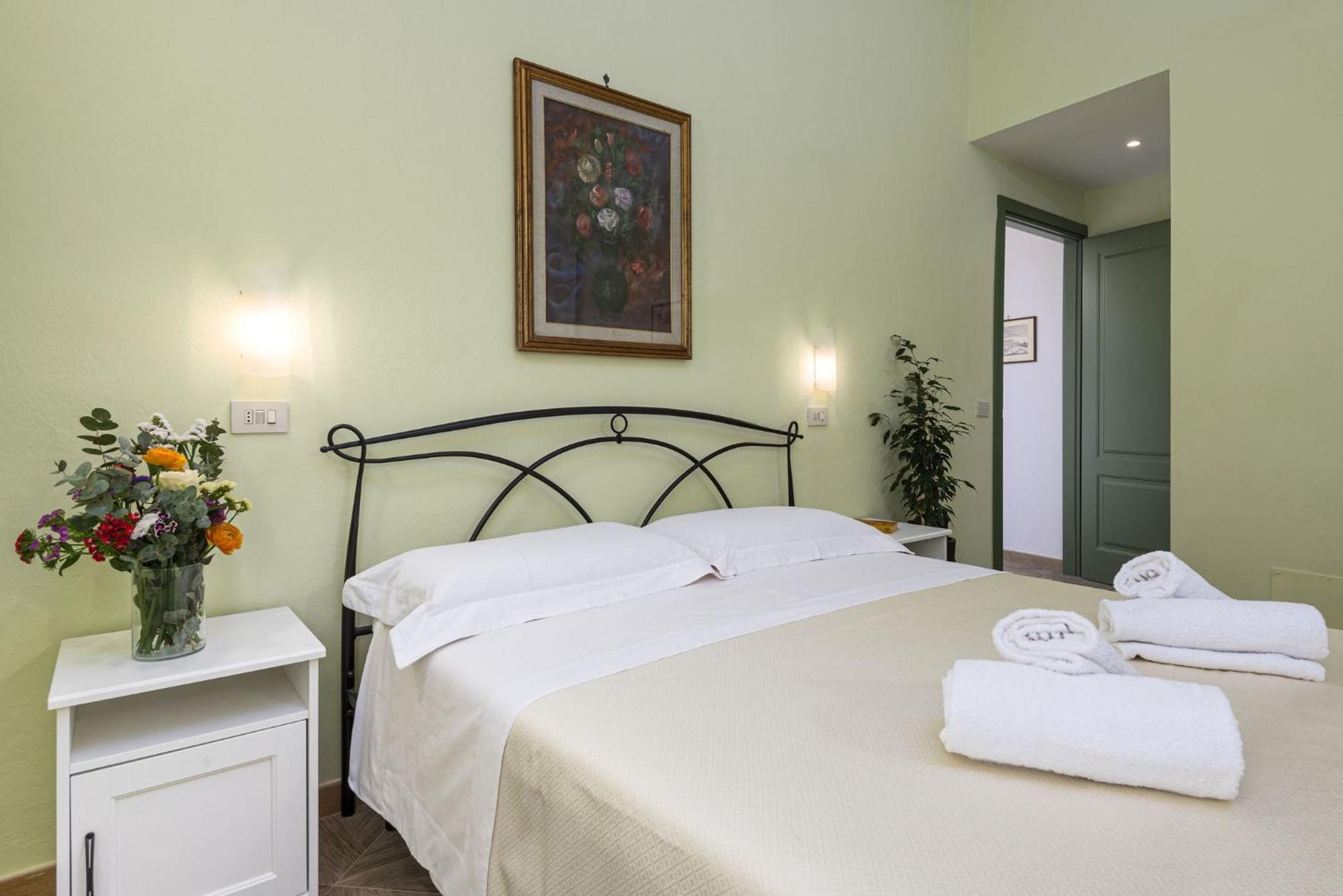 Cadorna Rooms In Флоренция Екстериор снимка